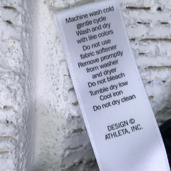 Athleta Black Stealth Tank Top Mesh Workout XS - Picture 8 of 8